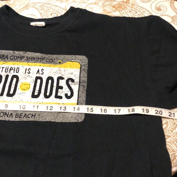 Used t short sizeS - Picture 5 of 11